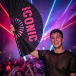 ICONIC” Festival Fan in zwart/roze – Rave Statement – Weergave 2