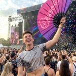 Festival Fan “Queen” roze-paars galaxy glitter – Rave & CSD – Weergave 4