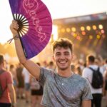 Festival Fan “Queen” roze-paars galaxy glitter – Rave & CSD – Weergave 3