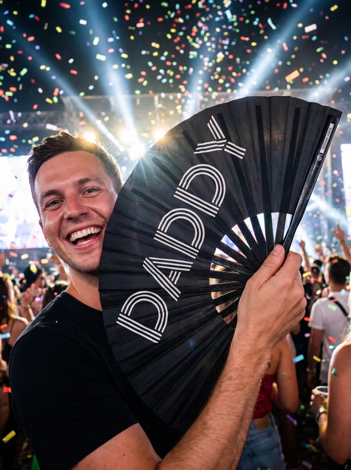 Festival Fan “DADDY” in zwart – Rave & Pride accessoire – Weergave 4