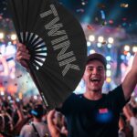 Festival Fan “TWINK” in zwart – Rave & Pride statement – Weergave 4
