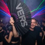 Festival Fan “VERS” in zwart – statement voor Rave & CSD – Weergave 2