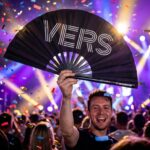 Festival Fan “VERS” in zwart – statement voor Rave & CSD – Weergave 4