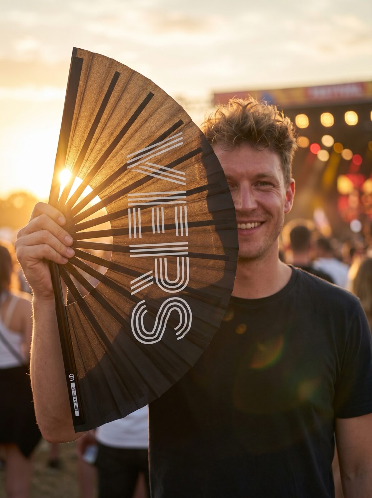 Festival Fan “VERS” in zwart – statement voor Rave & CSD – Weergave 3