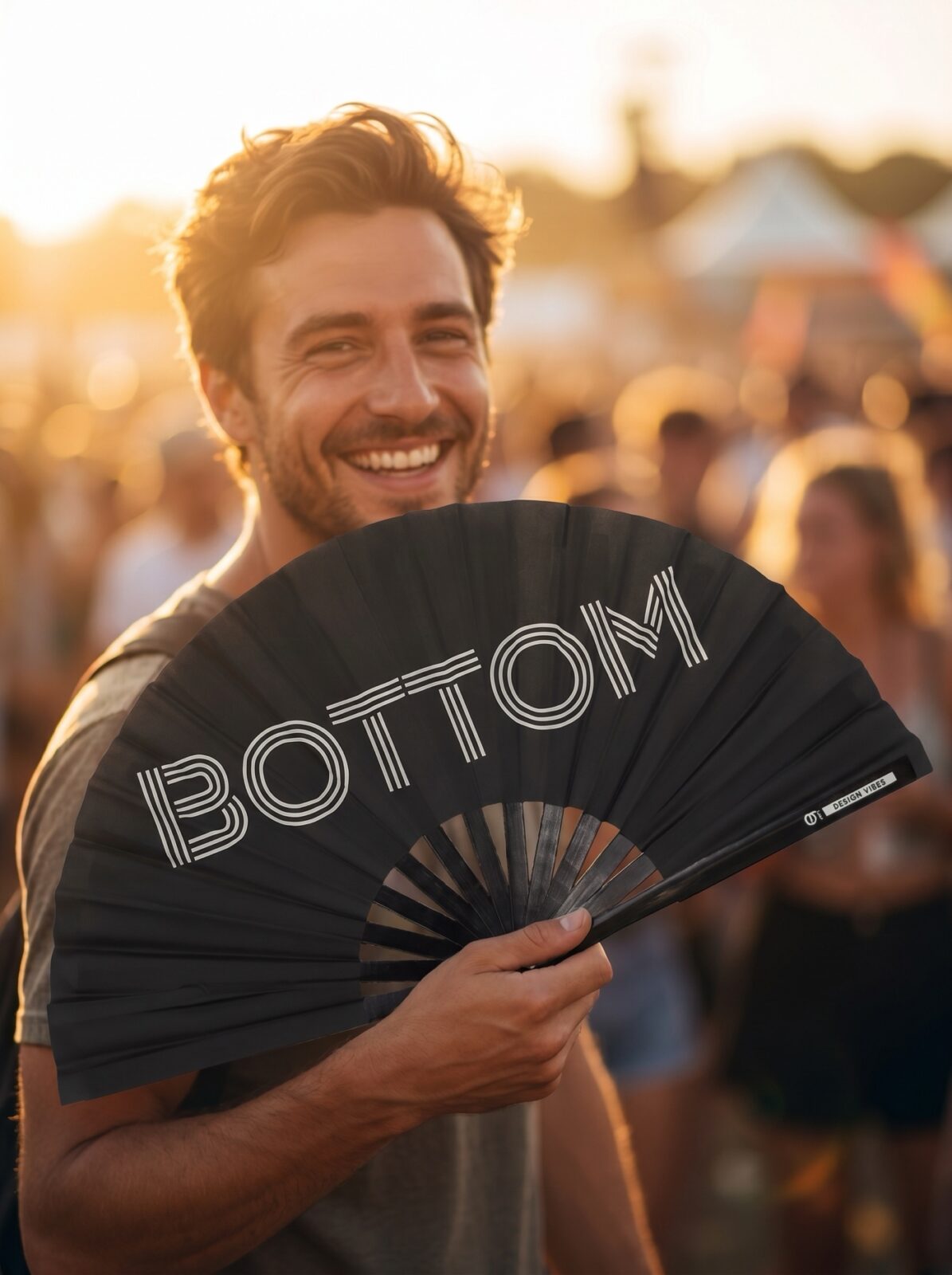 Festival Fan “BOTTOM” in zwart – CSD & Rave accessoire – Weergave 3
