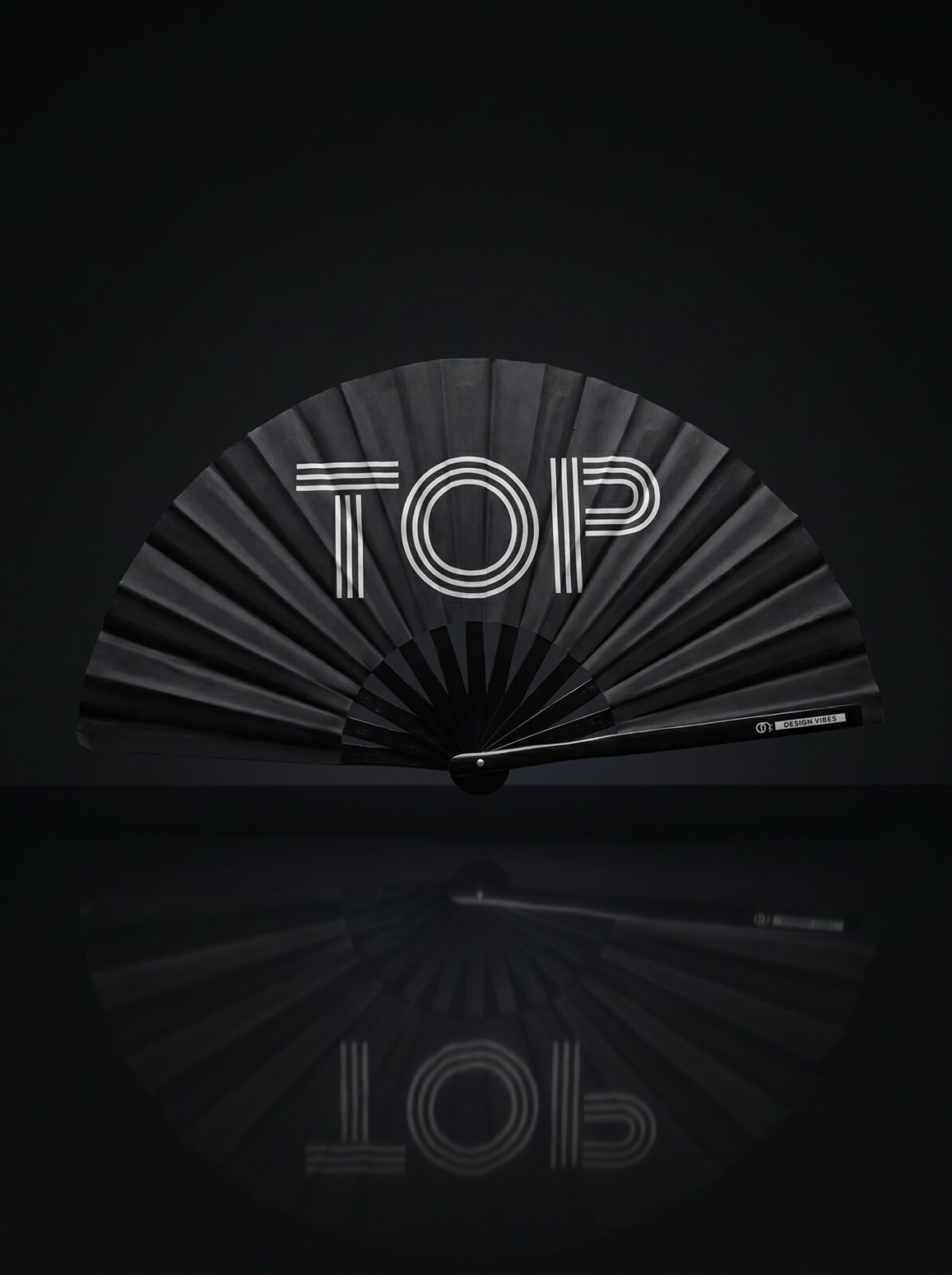 Festival Fan “TOP” in zwart – Rave & Pride statement