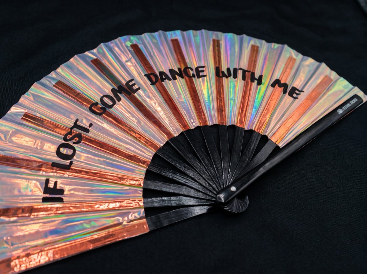 Festival Fan „IF LOST, COME DANCE WITH ME“ Holo-koper voor festivals en Raves, Weergave 6