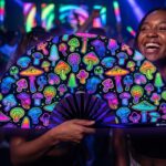 Festival Fans met neonpaddenstoelen, airbrush, zwart, voor Goa & psytrance, Weergave 2